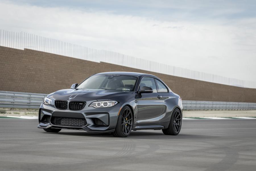  BMW M2 Coupe by Vorsteiner 2017 года  (фото 3 из 40)